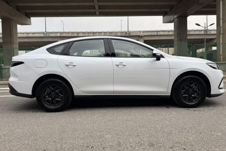 Used BYD Seal 05 DM-i 2026 DM-i 128KM Luxury Edition Exterior 4