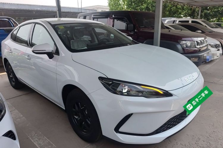 Used BYD Seal 05 DM-i 2026 DM-i 128KM Luxury Edition Front Right 45 Deg