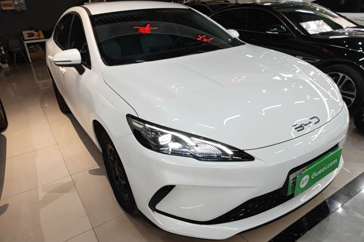 Used BYD Seal 05 DM-i 2026 DM-i 128KM Luxury Edition Front Right 45 Deg