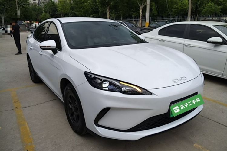 Used BYD Seal 05 DM-i 2026 DM-i 128KM Luxury Edition Front Right 45 Deg