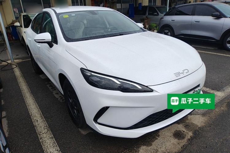 Used BYD Seal 05 DM-i 2026 DM-i 128KM Luxury Edition Front Right 45 Deg