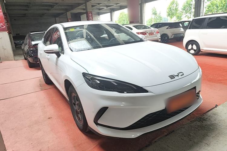 Used BYD Seal 05 DM-i 2026 DM-i 128KM Luxury Edition Front Right 45 Deg