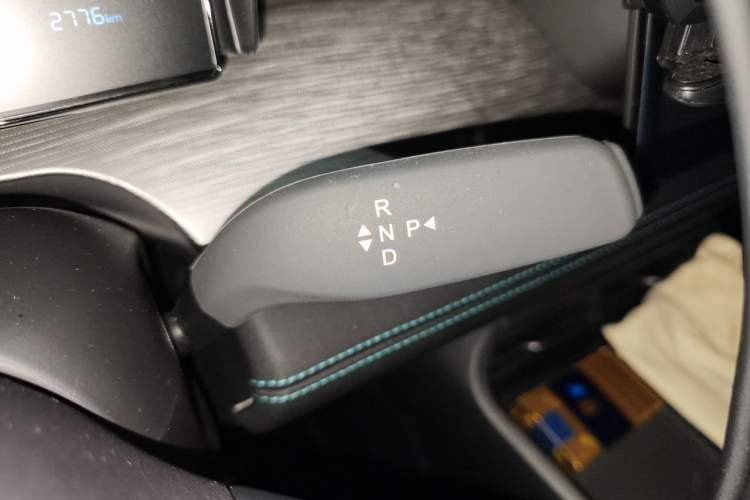 Used BYD Seal 05 DM-i 2026 Model DM-i 210KM Prestigious Version Gear Lever