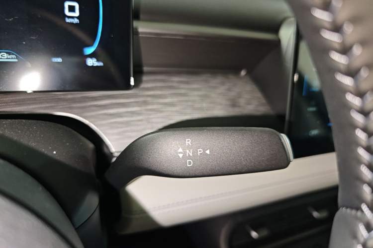 Used BYD Seal 05 DM-i 2026 DM-i 128KM Luxury Edition Gear Lever