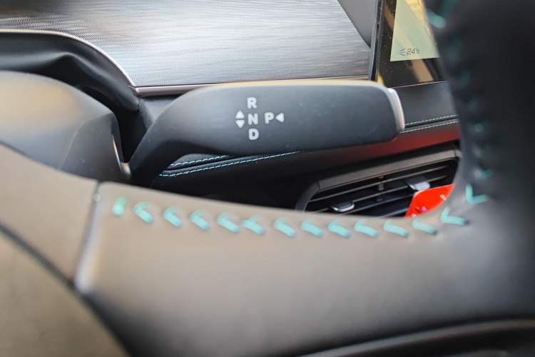 Used BYD Seal 05 DM-i 2026 DM-i 128KM Luxury Edition Gear Lever