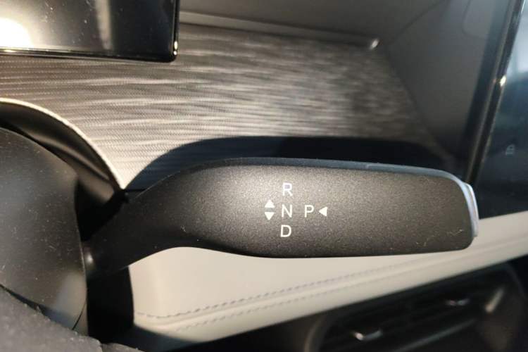 Used BYD Seal 05 DM-i 2026 DM-i 128KM Luxury Edition Gear Lever