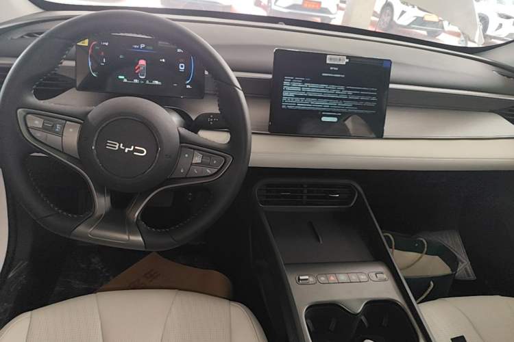 Used BYD Seal 05 DM-i 2026 DM-i 128KM Luxury Edition Gear Lever