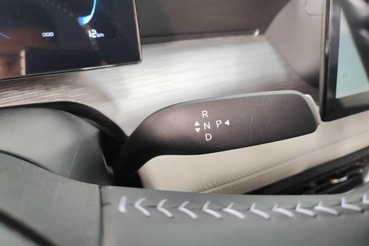 Used BYD Seal 05 DM-i 2026 DM-i 128KM Luxury Edition Gear Lever
