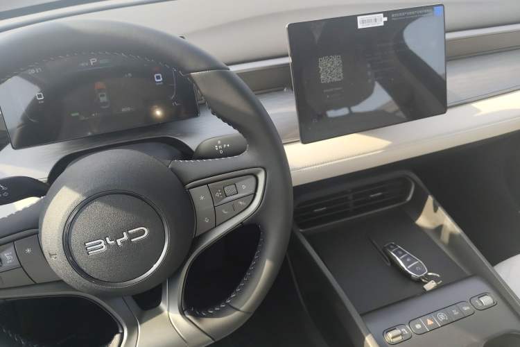 Used BYD Seal 05 DM-i 2026 DM-i 128KM Luxury Edition Gear Lever