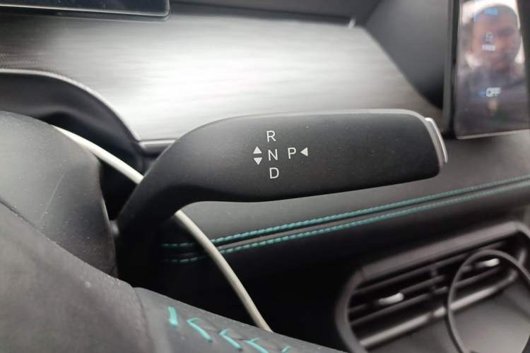 Used BYD Seal 05 DM-i 2026 Model DM-i 210KM Prestigious Version Gear Lever