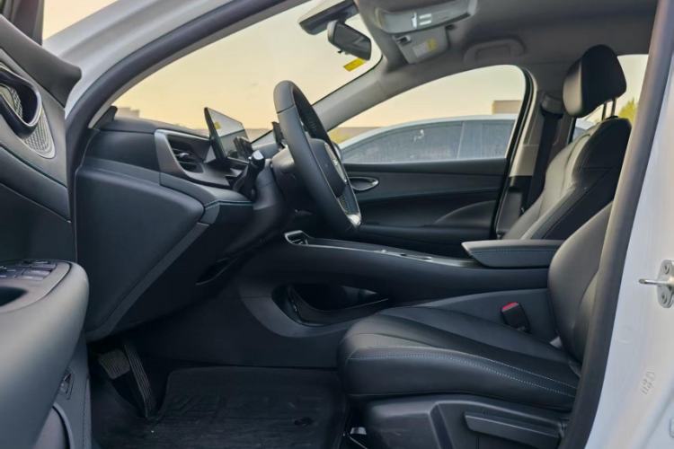 Used BYD Seal 05 DM-i 2026 DM-i 128KM Luxury Edition Interior 3