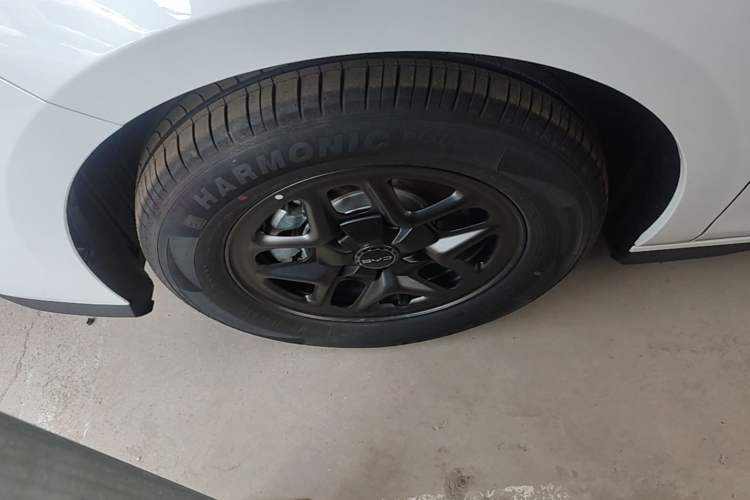 Used BYD Seal 05 DM-i 2026 DM-i 128KM Luxury Edition Left Front Wheel Hub