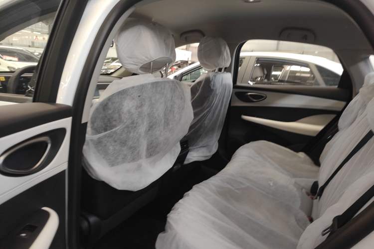 Used BYD Seal 05 DM-i 2026 DM-i 128KM Luxury Edition Left Rear Seat