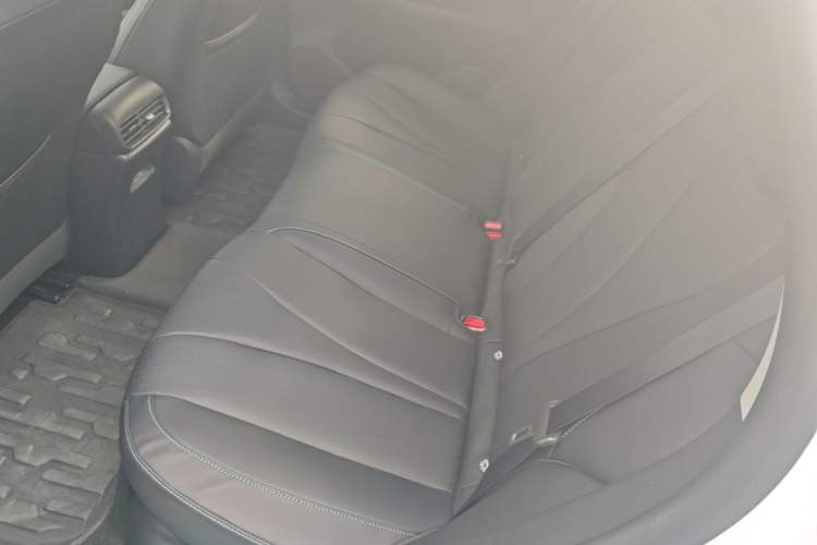 Used BYD Seal 05 DM-i 2026 DM-i 128KM Luxury Edition Left Rear Seat