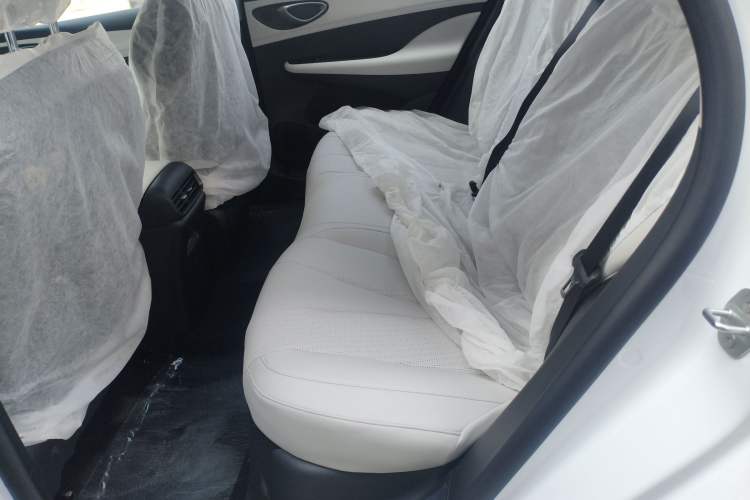 Used BYD Seal 05 DM-i 2026 DM-i 128KM Luxury Edition Left Rear Seat