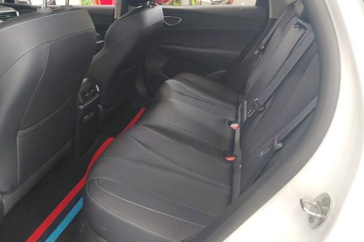 Used BYD Seal 05 DM-i 2026 Model DM-i 210KM Prestigious Version Left Rear Seat