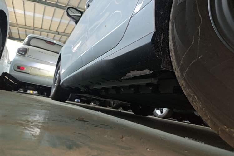 Used BYD Seal 05 DM-i 2026 DM-i 128KM Luxury Edition Left Side Sill