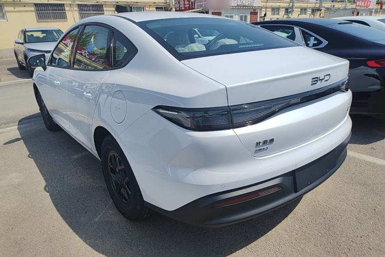 Used BYD Seal 05 DM-i 2026 DM-i 128KM Luxury Edition Rear Left 45 Deg
