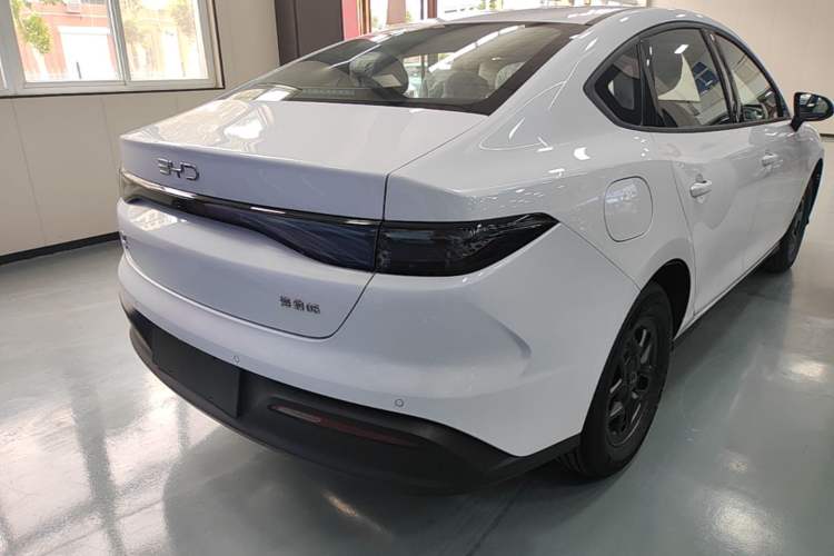 Used BYD Seal 05 DM-i 2026 DM-i 128KM Luxury Edition Rear Right 45 Deg