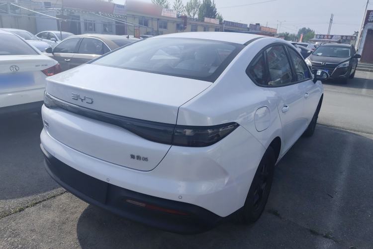 Used BYD Seal 05 DM-i 2026 DM-i 128KM Luxury Edition Rear Right 45 Deg