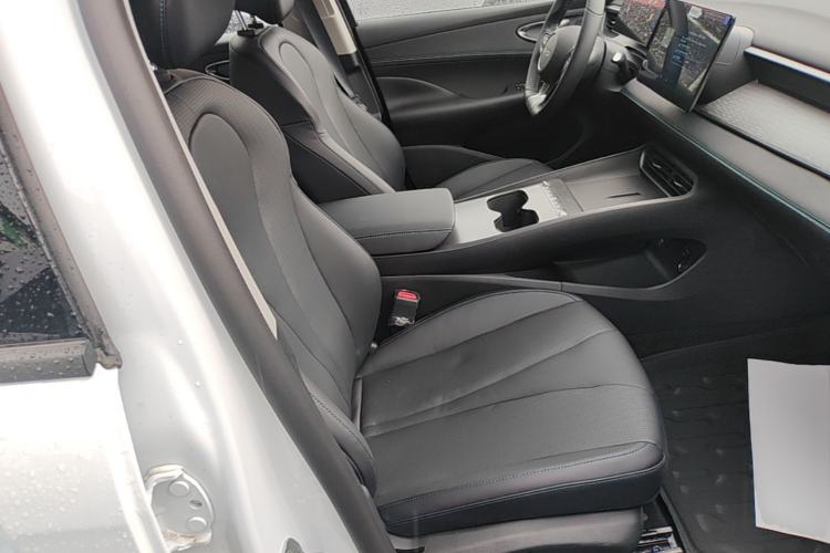Used BYD Seal 05 DM-i 2026 DM-i 128KM Luxury Edition Right Front Seat
