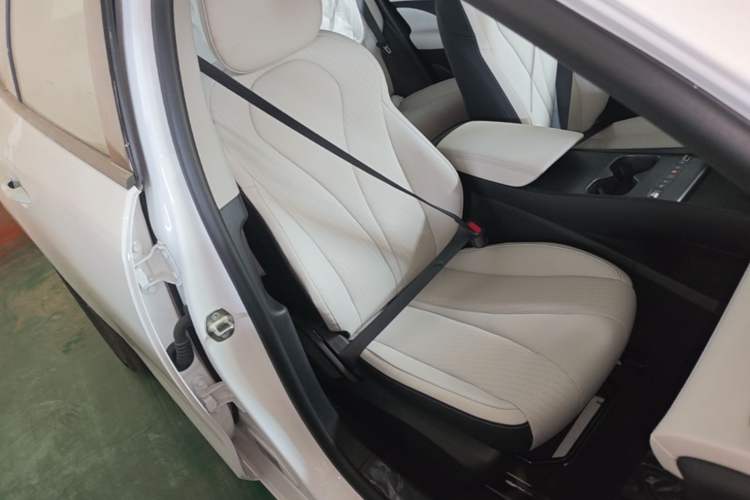 Used BYD Seal 05 DM-i 2026 DM-i 128KM Luxury Edition Right Front Seat
