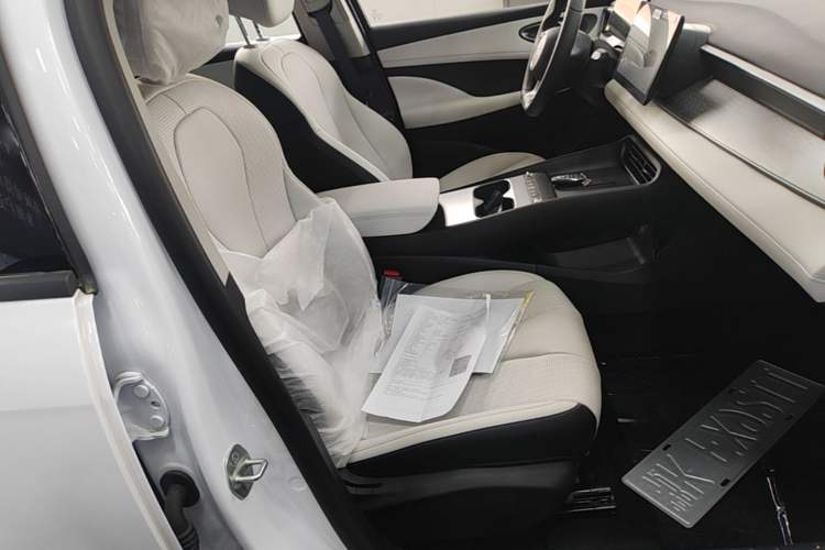 Used BYD Seal 05 DM-i 2026 DM-i 128KM Luxury Edition Right Front Seat