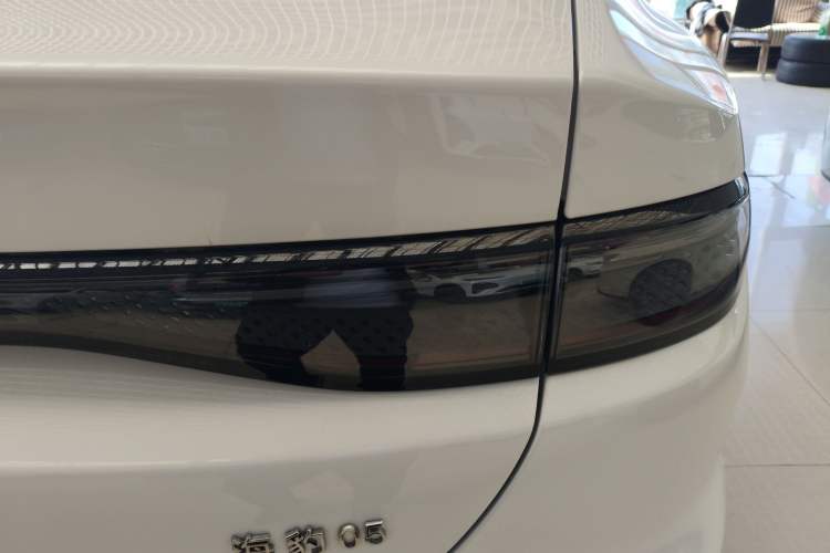 Used BYD Seal 05 DM-i 2026 DM-i 128KM Luxury Edition Right Rear Taillight