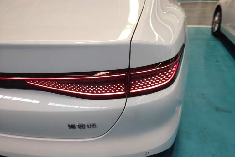 Used BYD Seal 05 DM-i 2026 DM-i 128KM Luxury Edition Right Rear Taillight