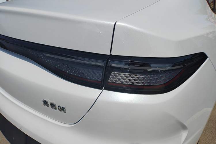 Used BYD Seal 05 DM-i 2026 DM-i 128KM Luxury Edition Right Rear Taillight
