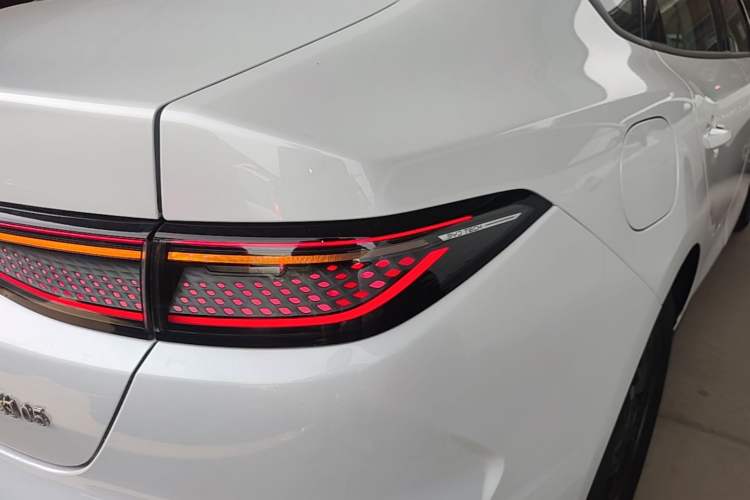 Used BYD Seal 05 DM-i 2026 DM-i 128KM Luxury Edition Right Rear Taillight