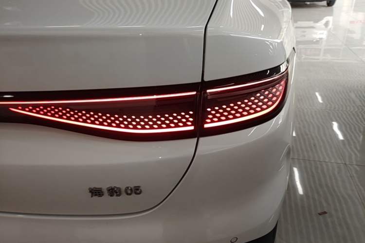 Used BYD Seal 05 DM-i 2026 DM-i 128KM Luxury Edition Right Rear Taillight