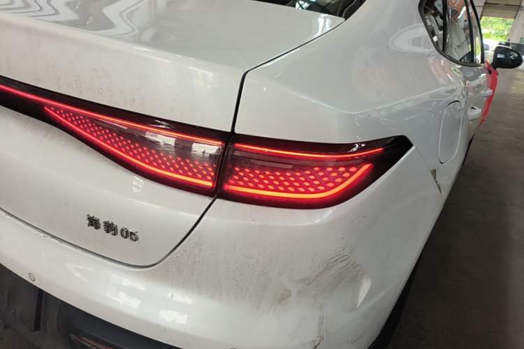 Used BYD Seal 05 DM-i 2026 DM-i 128KM Luxury Edition Right Rear Taillight
