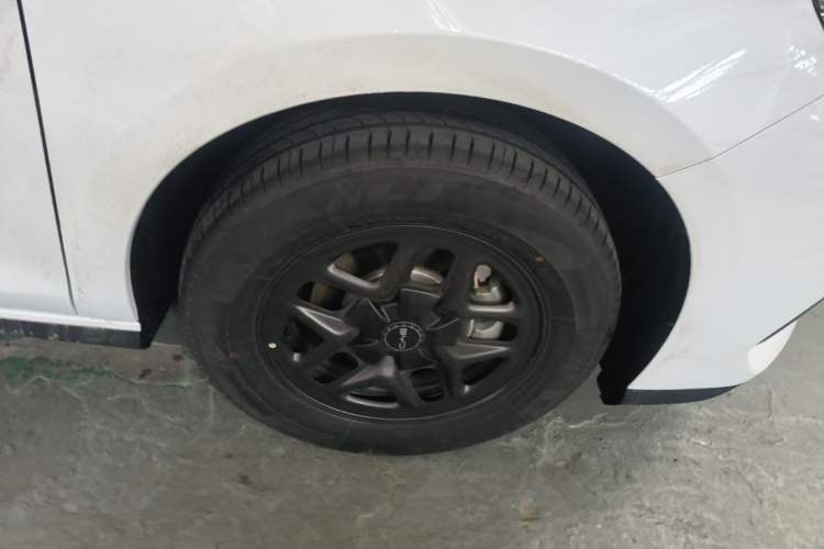 Used BYD Seal 05 DM-i 2026 DM-i 128KM Luxury Edition Right Rear Wheel Hub