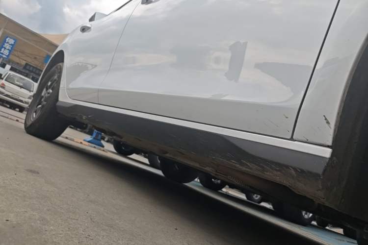 Used BYD Seal 05 DM-i 2026 DM-i 128KM Luxury Edition Right Side Sill