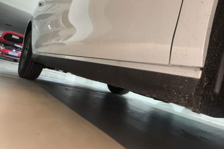 Used BYD Seal 05 DM-i 2026 DM-i 128KM Luxury Edition Right Side Sill