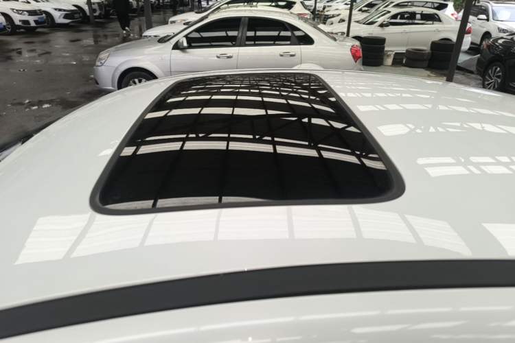 Used BYD Seal 05 DM-i 2026 Model DM-i 210KM Prestigious Version Roof