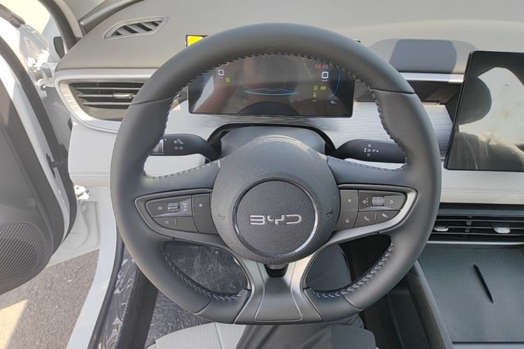 Used BYD Seal 05 DM-i 2026 DM-i 128KM Luxury Edition Steering Wheel