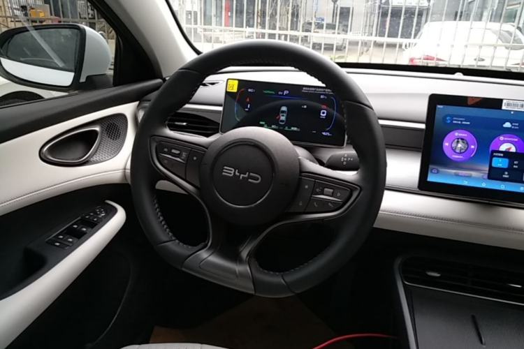Used BYD Seal 05 DM-i 2026 DM-i 128KM Luxury Edition Steering Wheel