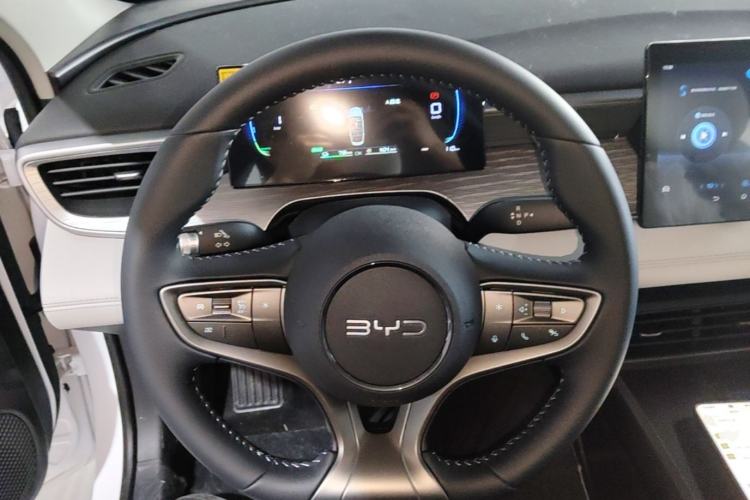 Used BYD Seal 05 DM-i 2026 DM-i 128KM Luxury Edition Steering Wheel