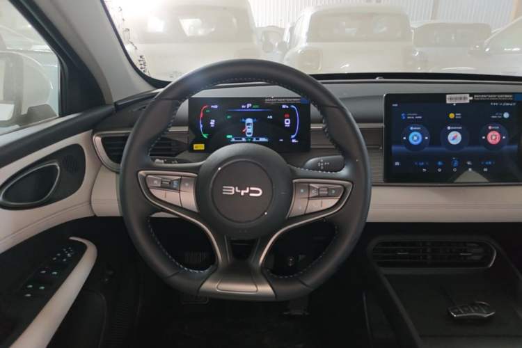Used BYD Seal 05 DM-i 2026 DM-i 128KM Luxury Edition Steering Wheel