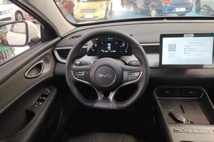 Used BYD Seal 05 DM-i 2026 DM-i 128KM Luxury Edition Steering Wheel