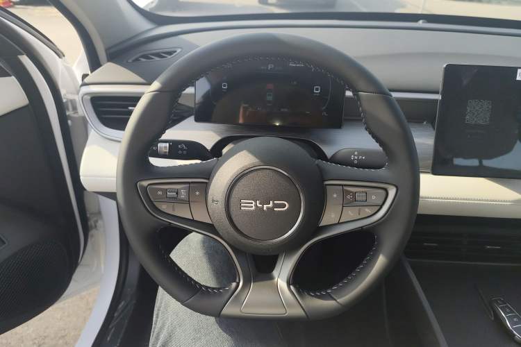 Used BYD Seal 05 DM-i 2026 DM-i 128KM Luxury Edition Steering Wheel