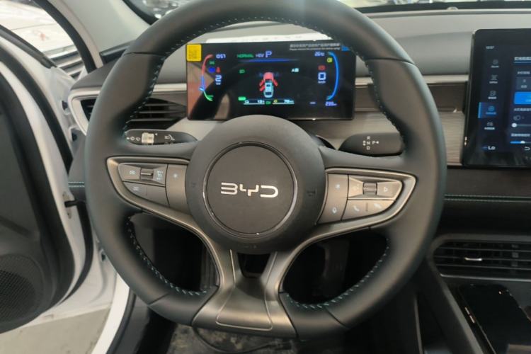 Used BYD Seal 05 DM-i 2026 DM-i 128KM Luxury Edition Steering Wheel