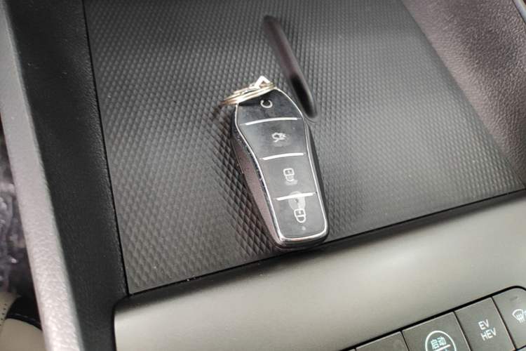 Used BYD Seal 05 DM-i 2026 DM-i 128KM Luxury Edition Vehicle Key