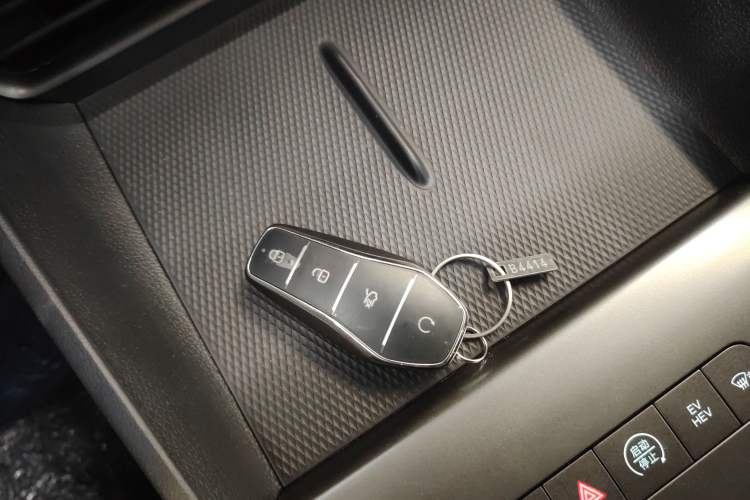Used BYD Seal 05 DM-i 2026 DM-i 128KM Luxury Edition Vehicle Key