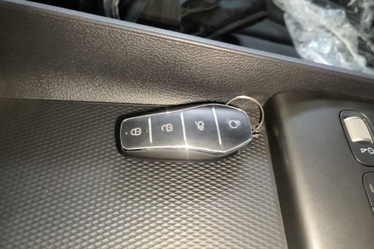 Used BYD Seal 05 DM-i 2026 DM-i 128KM Luxury Edition Vehicle Key