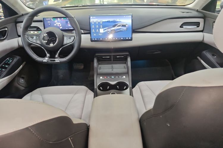 Used BYD Seal 06 DM-i Touring 2025 DM-i 80KM Prestigious Edition Center Console