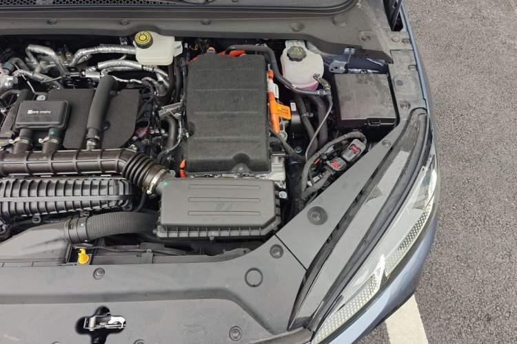 Used BYD Seal 06 DM-i Touring 2025 DM-i Touring High-End Model Engine Bay Left