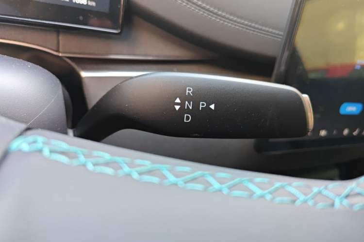 Used BYD Seal 06 DM-i Touring 2025 Model DM-i 150KM Deluxe Gear Lever